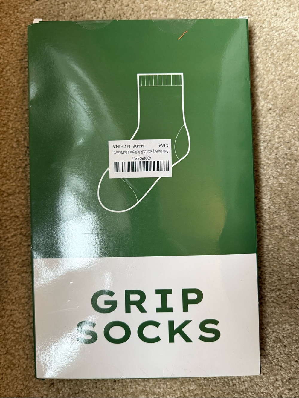 NEW Woman’s 4 PACK Low-Cut Non-Slip Socks - 2 Black & 2 Gray Athletic - Picture 4 of 5